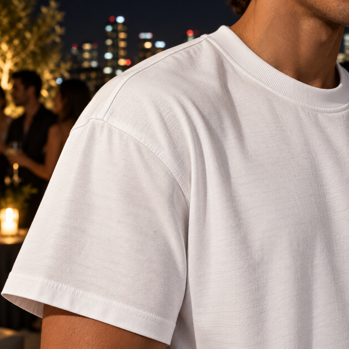 RAÍCES ESTA NOCHE ES NUESTRA Heavy Oversized Tee – Lifestyle- und Produktaufnahme 5